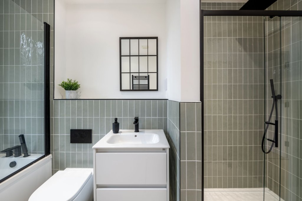 bathroom-design-and-fitting-in-dorking
